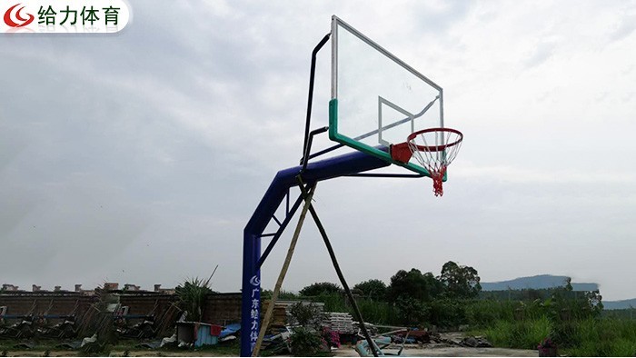 篮球架