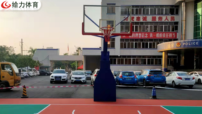 桂林可移动篮球架厂家
